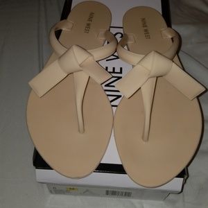 Nine West Rosy Posy Flip Flop